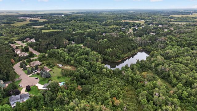 37283 Heritage Way, North Branch, MN 55056