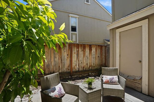 390 Caribe Way, San Jose, CA 95133