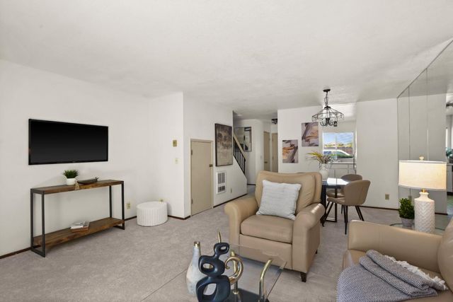 390 Caribe Way, San Jose, CA 95133