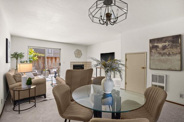 390 Caribe Way, San Jose, CA 95133