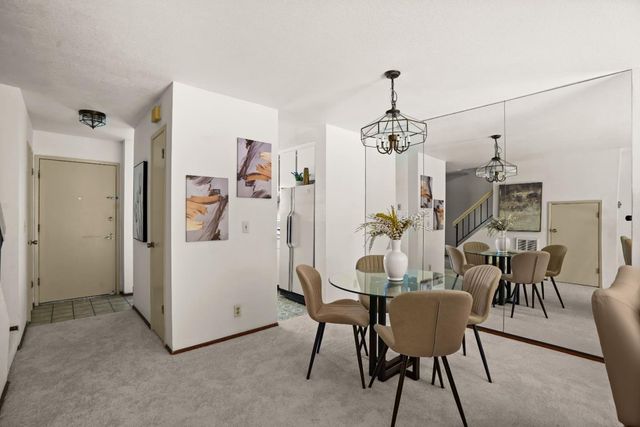 390 Caribe Way, San Jose, CA 95133