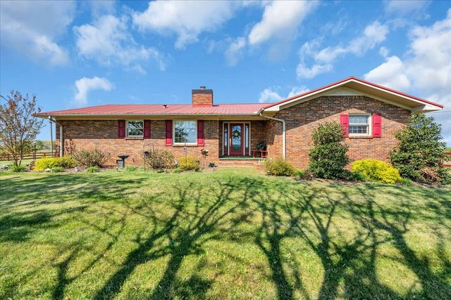 1435 Hennessee Bridge Rd, Rock Island, TN 38581