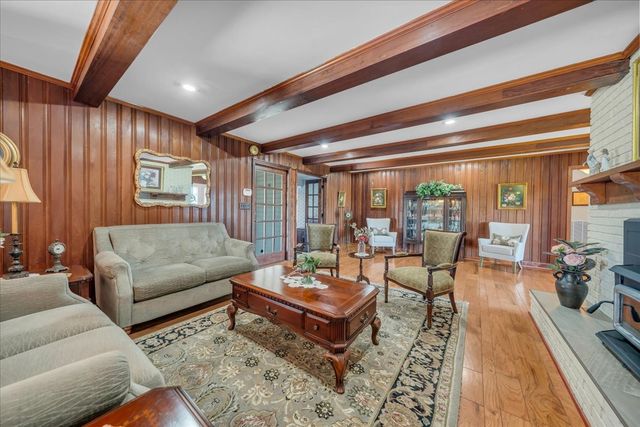 1435 Hennessee Bridge Rd, Rock Island, TN 38581
