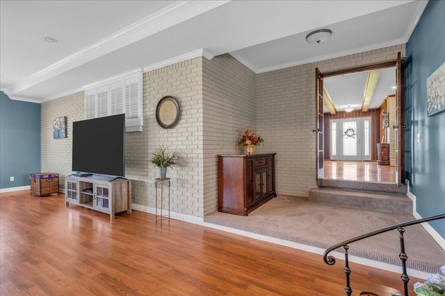 1435 Hennessee Bridge Rd, Rock Island, TN 38581