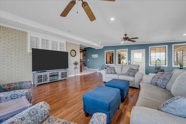 1435 Hennessee Bridge Rd, Rock Island, TN 38581