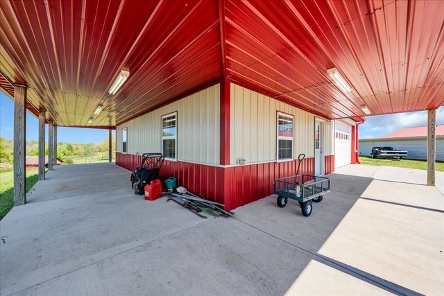 1435 Hennessee Bridge Rd, Rock Island, TN 38581