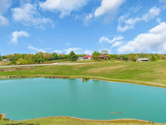 1435 Hennessee Bridge Rd, Rock Island, TN 38581