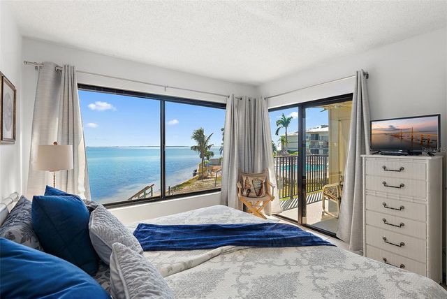 6322 PALMA DEL MAR BOULEVARD S 209, St Petersburg, FL 33715