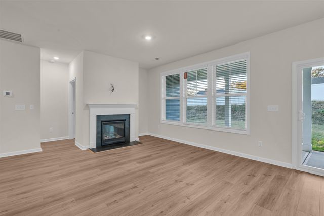 2032 Halton Oaks Drive, Spartanburg, SC 29303