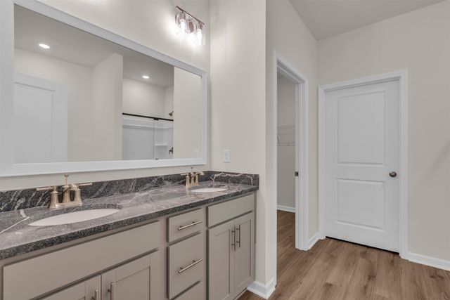 2032 Halton Oaks Drive, Spartanburg, SC 29303