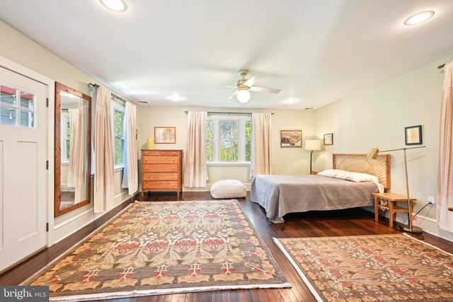 748 WASHINGTON LANE, Jenkintown, PA 19046