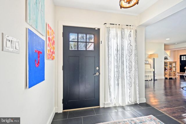 748 WASHINGTON LANE, Jenkintown, PA 19046
