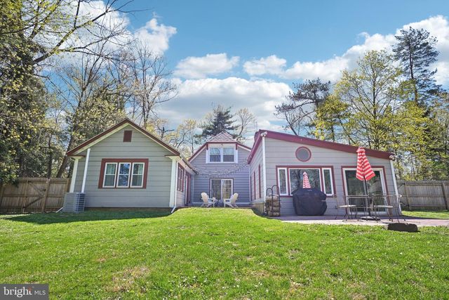 748 WASHINGTON LANE, Jenkintown, PA 19046
