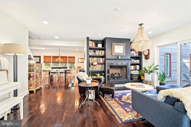 748 WASHINGTON LANE, Jenkintown, PA 19046