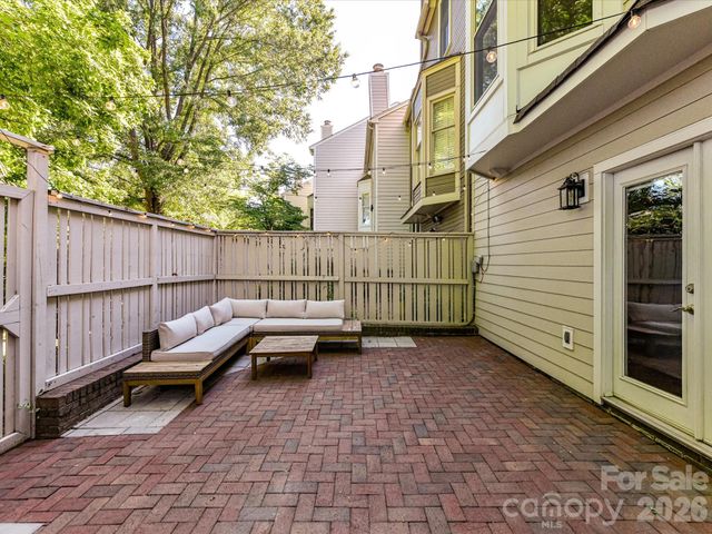 232 S Clarkson Street, Charlotte, NC 28202