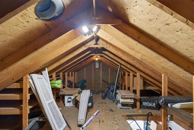 1736 Montana Avenue E, Saint Paul, MN 55106