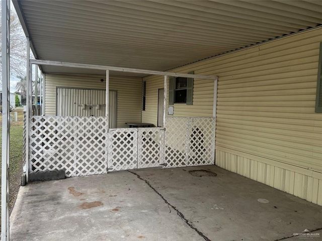 400 Castle Palm Drive, Alamo, TX 78516