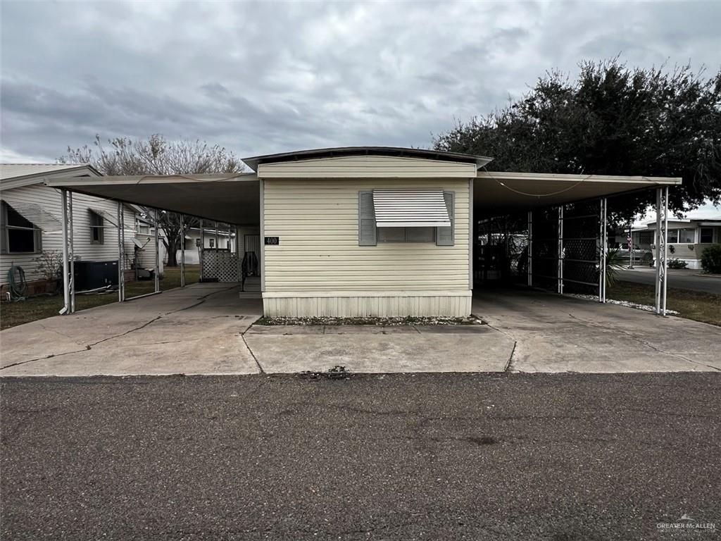 400 Castle Palm Drive, Alamo, TX 78516