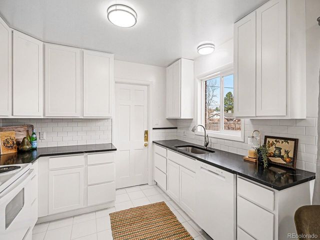 2155 E Noble Pl, Centennial, CO 80121