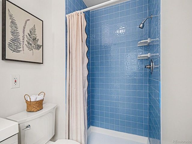 2155 E Noble Pl, Centennial, CO 80121