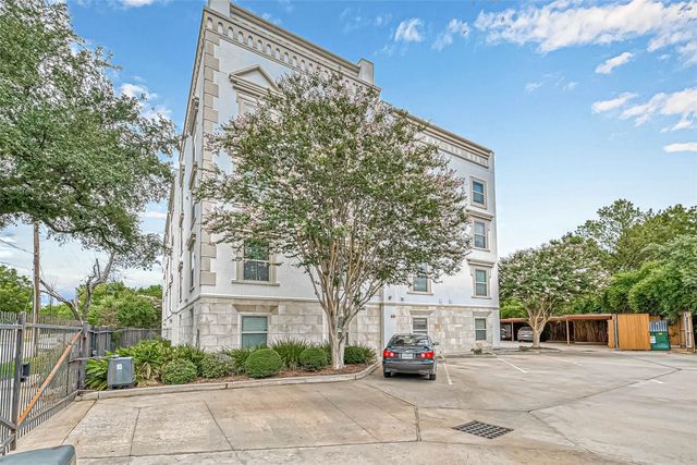3501 Chenevert Street 17, Houston, TX 77004