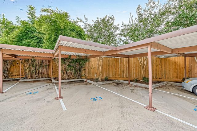 3501 Chenevert Street 17, Houston, TX 77004