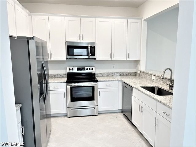 14237 Pine Lodge LN, Fort Myers, FL 33913