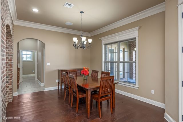 517 Hunters Run, Bossier City, LA 71111