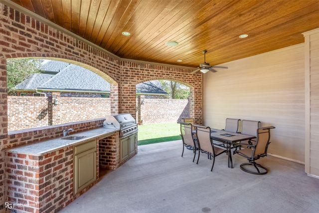 517 Hunters Run, Bossier City, LA 71111