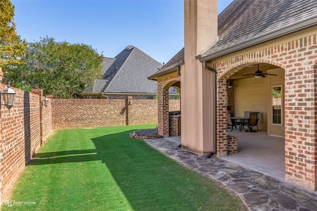 517 Hunters Run, Bossier City, LA 71111