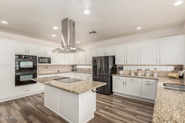 1684 E COCONINO Drive, Chandler, AZ 85249