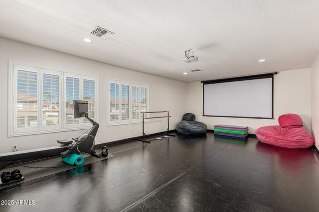 1684 E COCONINO Drive, Chandler, AZ 85249