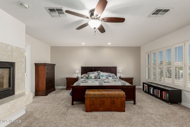 1684 E COCONINO Drive, Chandler, AZ 85249