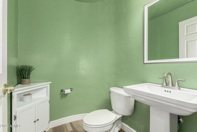 1684 E COCONINO Drive, Chandler, AZ 85249