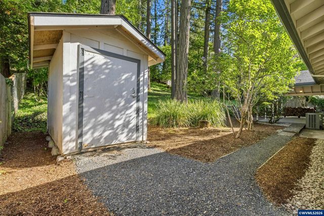 3490 NW Circle Bl, Corvallis, OR 97330