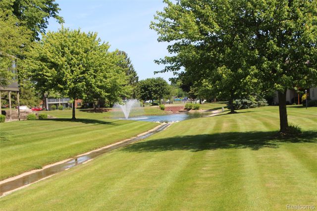 265 Interlaken Court, Zeeland Charter Township, MI 49464
