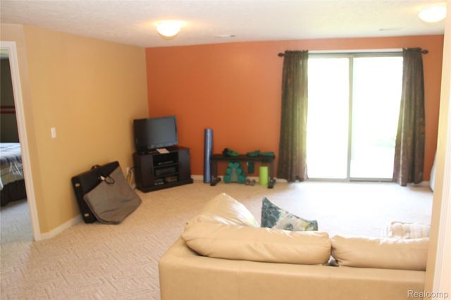 265 Interlaken Court, Zeeland Charter Township, MI 49464