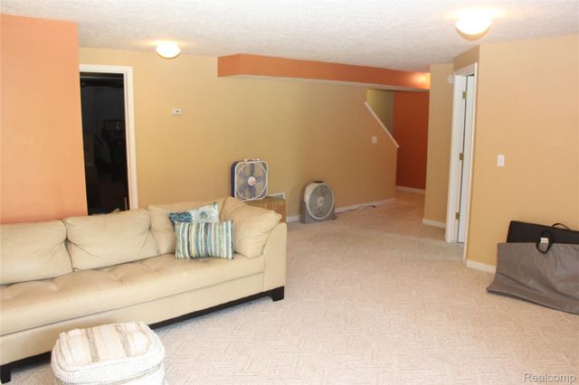 265 Interlaken Court, Zeeland Charter Township, MI 49464
