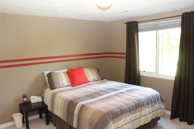 265 Interlaken Court, Zeeland Charter Township, MI 49464