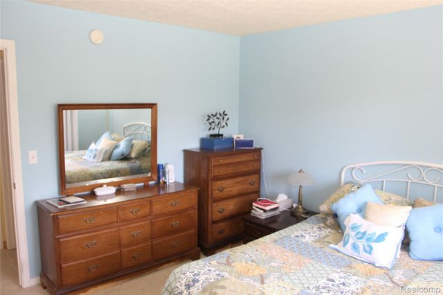 265 Interlaken Court, Zeeland Charter Township, MI 49464