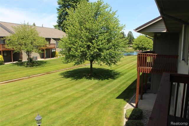 265 Interlaken Court, Zeeland Charter Township, MI 49464