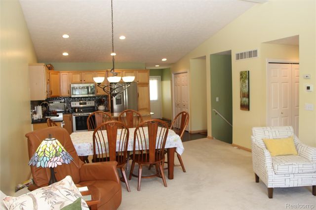 265 Interlaken Court, Zeeland Charter Township, MI 49464
