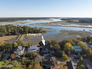 5 Petigru Drive, Beaufort, SC 29902