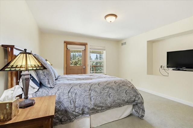 13636 Vincent Ct, Grass Valley, CA 95945