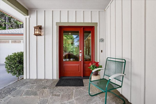 13636 Vincent Ct, Grass Valley, CA 95945