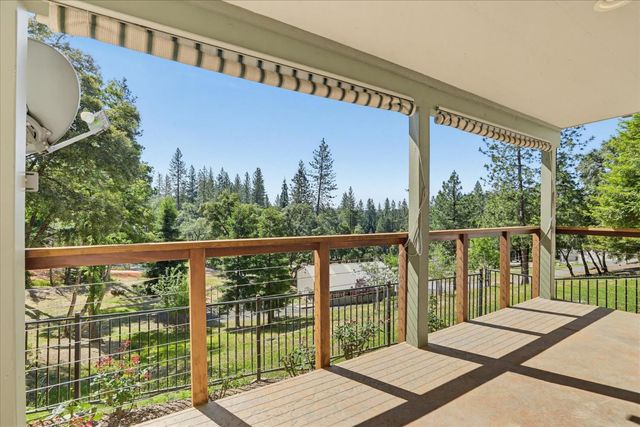 13636 Vincent Ct, Grass Valley, CA 95945