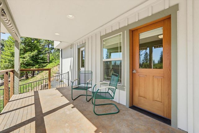 13636 Vincent Ct, Grass Valley, CA 95945