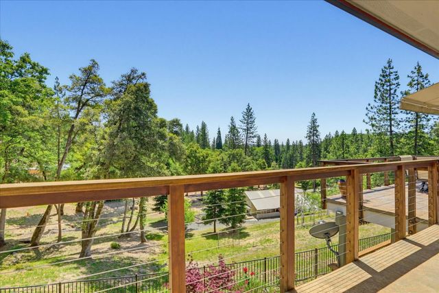 13636 Vincent Ct, Grass Valley, CA 95945