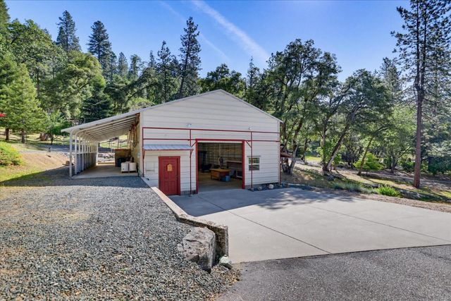 13636 Vincent Ct, Grass Valley, CA 95945