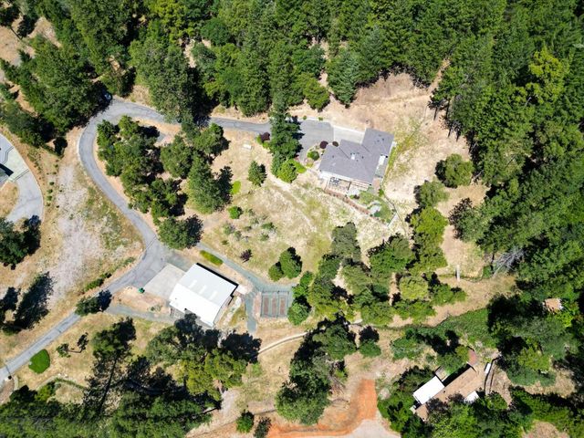 13636 Vincent Ct, Grass Valley, CA 95945